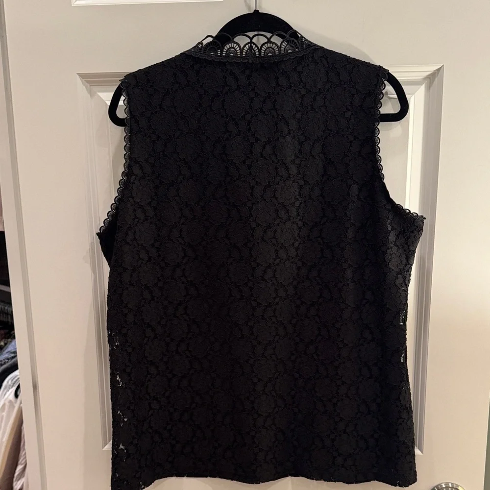 Karl Lagerfeld Black Sleeveless Lace Blouse - Picture 4 of 5